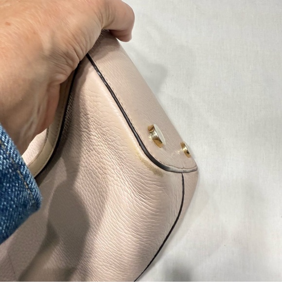 MICHAEL KORS
Bedford Medium Pebbled Leather Tote Pale Pink - Picture 6 of 7